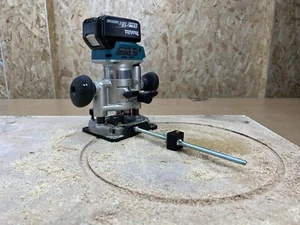 Circle Jig for Makita DRT50 Cordless Plunge Router Fully Adjustable - Picture 1 of 7