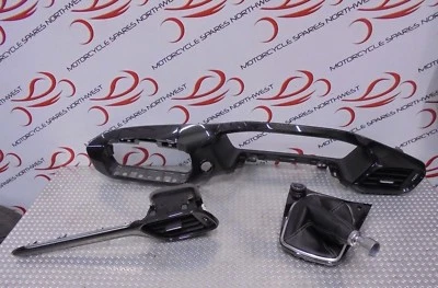 FORD FIESTA ST LINE 2018 CARBON FIBRE INTERIOR DASH TRIMS INTERIOR PANELS CARBON - Imagem 1 de 4