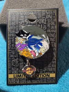 Hard Rock Cafe Pin Honolulu Save the Planet Round Seascape w Sea Life & Dangle - Picture 1 of 4