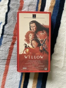 Willow (1988) VHS Val Kilmer Warwick Davis Ron Howard Cult Fantasy Sorcerer Film - Picture 1 of 4