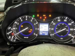 Infiniti QX80 2016 velocímetro clúster MPH usado 146000 millas - Imagen 1 de 11