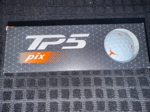 TaylorMade TP5 Pix TEXAS LONGHORNS Golf Balls Sleeve - 3 Balls Hook 'Em - Picture 1 of 1
