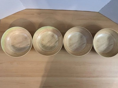 Juego de 4 platos y cuencos Tommy Bahamas cada uno Foto 1 de 4