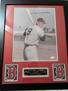 Ted Williams Autographed 16x20 Photo Framed with COA - Picture 1 of 5