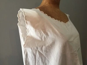 ANTIQUE 19TH C SIMPLE SHIFT VICTORIAN WHITE COTTON HAND EMBROIDERED B 44" - Picture 1 of 11