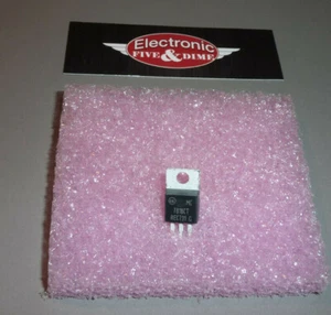  LM7824 ON TO-220 24V, 1.5A Voltage Regulator - Picture 1 of 1