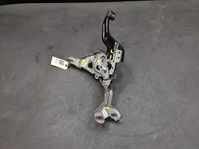 Pedal de freno de estacionamiento de emergencia 2018 Nissan Pathfinder 36010-3KA0A 2013 2014-2020 Foto 1 de 4