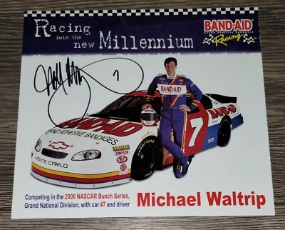 Tarjeta de héroe firmada por Michael Waltrip Foto 1 de 2