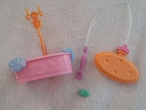 Hundebadespass von Barbie mit Pudel Hundebad Badewanne mit Dusche - Bild 1 von 10