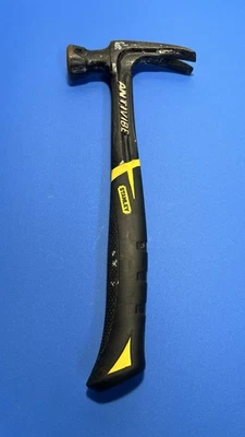 MARTILLO ANTIVIBLACIÓN STANLEY FATMAX 20 OZ Foto 1 de 4
