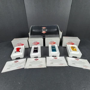 Boyd Coddington Hot Wheels aste personalizzate set di 4 auto pressofuse con vetrina - Foto 1 di 9