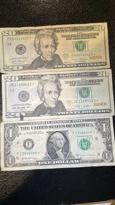 2017-A 2009- 20 Dollar Bill Star Note 2017-A One Dollar Bill Fancy Serial Number - Image 1 of 2