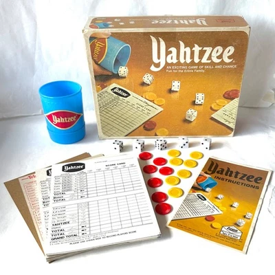 Vintage Yahtzee Game 1978 Lowe Milton Bradley Complete Game Blue Cup Box Damage - Image 1 of 4