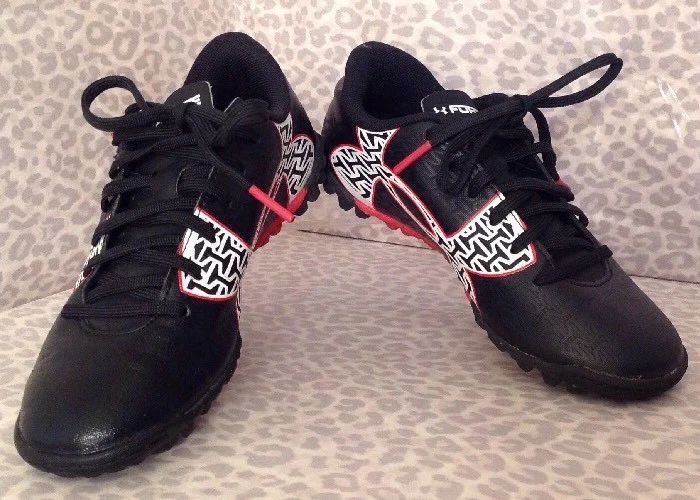 Botines Under Armour Force Youth 1 Foto 1 de 4