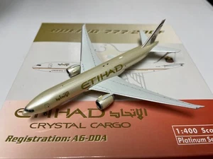 Phoenix 400 Etihad Airways B777-200F ""2000s color de carga cristal"" 1:400 - Imagen 1 de 1