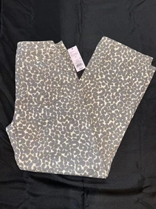 Pantalones de mezclilla Wild Fable para mujer pequeños grises beige leopardo estampado animal cinco bolsillos - Imagen 1 de 12