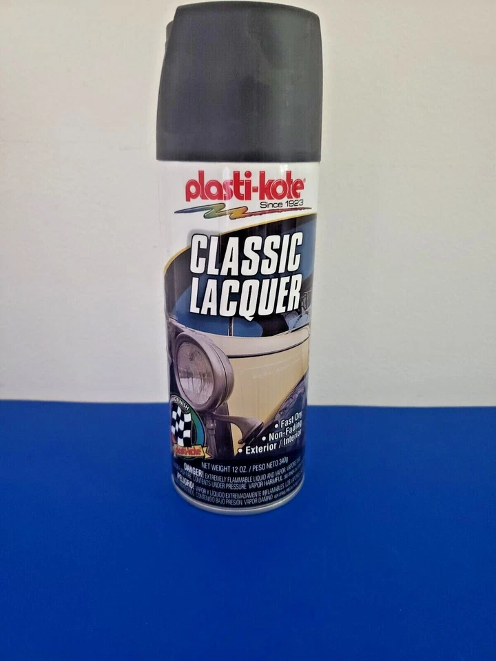 Aerosol de pintura en aerosol de laca clásica negra plana plasticolor Plastikote 12 oz.  Foto 1 de 2