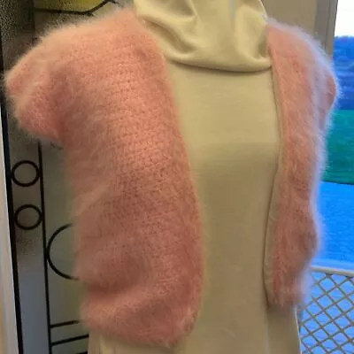 De colección Saks Fifth Avenue Angora bebé rosa encogerse de hombros suéter tejido chaleco cottagecore Foto 1 de 4