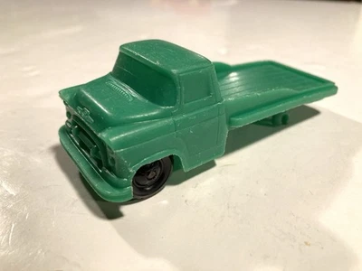 обработанный пластик 1950-е CHEVY/GMC ГРУЗОВИК С ПЛОСКОЙ КРОВАТЬЮ ЗЕЛЕНЫЙ - Изображение 1 из 4