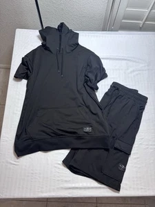 Marc Ecko 2-teiliges Set Shorts und Hoodie Shirt - Größe L Herren alle schwarzen Taschen - Bild 1 von 21