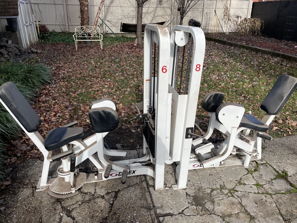 Cybex Adduct de quadril, máquina de força de abduto de quadril. PREÇO É PARA AMBOS - Imagem 1 de 1