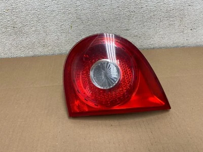 Luz trasera interior maletero Volkswagen Golf 2006-2009 pasajero derecho OEM L6641 DW Foto 1 de 4