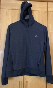 Schwarze Unisex Laufjacke Sportjacke Kalenji Gr. 46 mit Kapuze und Daumenloch - Bild 1 von 6