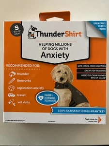 Thunder Shirt for Dogs, Dog Anxiety Relief Calming, Heather Gray Classic - SMALL - Picture 1 of 4
