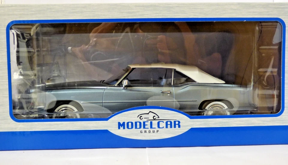 MCG Model Car Group 1:18th  Cadillac Eldorado Convertible met. blue white roof - Image 1 of 1