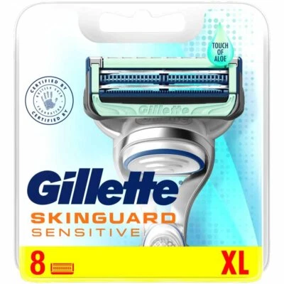 GILLETTE SKINGUARD SENSITIVE RAZOR BLADES X 8 (100% GENUINE UK) NEW AND SEALED