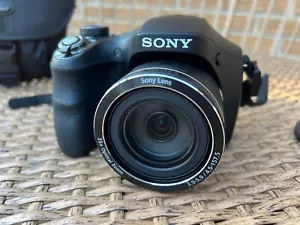 Sony Cyber-shot DSC-H300 20.1MP Digital Camera With 8gb memory card + batteries - Picture 1 of 13