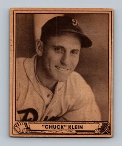 1940 Play Ball #102 Chuck Klein HOF LOW GRADE Vintage Baseball Card - Picture 1 of 2