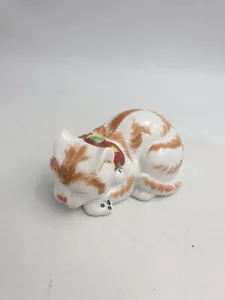 CHINESE PORCELAIN SMALL SLEEPING CAT FIGURINE HAND PAINTED RED BOW BROWN DETAIL - Picture 1 of 12