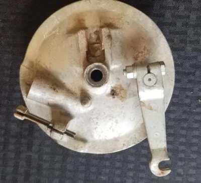 Yamaha L5T Front Brake Drum ♻️ - Image 1 of 4