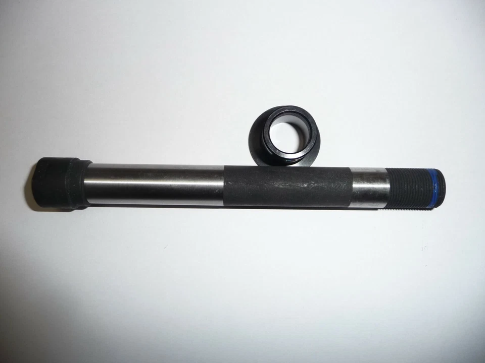 Uprated Novatec 12x148 steel axle for D462SB Boost rear hub - Image 1 of 1