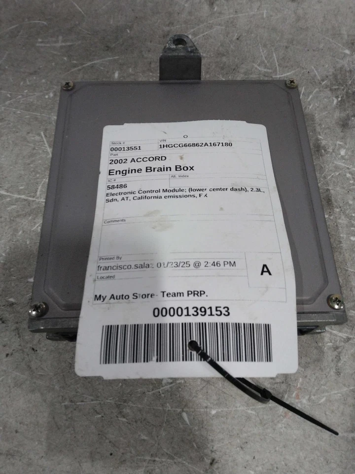Módulo de control del motor usado (ECM) se adapta a: Honda Accord 2002 módulo de control electrónico Foto 1 de 4