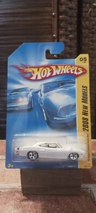 Hot Wheels 2008 New Models '69 Dodge Coronet Super Bee white - Picture 1 of 6