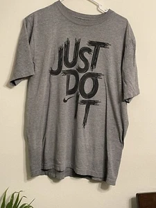 A1 Nike Regular Fit T-Shirt Just Do It Mens Size L Graphic Check Swoosh - Picture 1 of 4