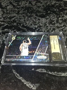 2017-18 Prizm Giannis Antetokounmpo CGC Pristine 10 Get Hyped! Fast Break Prizm  - Picture 1 of 5