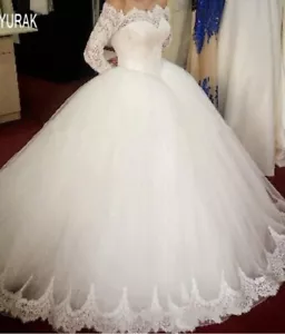 Bridal Gown - Picture 1 of 3
