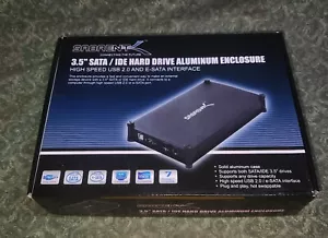 Sabrent 3.5 SATA - IDE Custodia per disco rigido in alluminio (YT4) - Foto 1 di 3