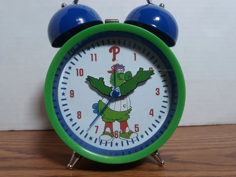 PHILLIES BACK TO SCHOOL ALARM CLOCK 2017 Cover