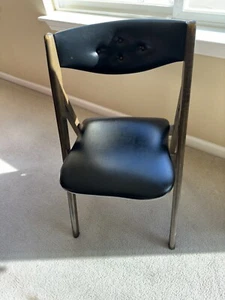 Vintage Stakmore Rare Wooden/Black Vinyl with Aged Metal Trim Folding Chair - Picture 1 of 13