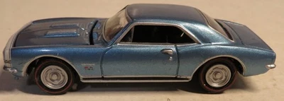 Chevrolet Chevy Camaro SS 1967 edición limitada escala 1/64 coleccionable azul RR Foto 1 de 4