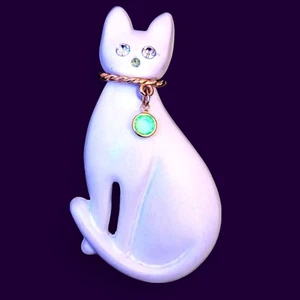 VINTAGE URANIUM GLASS COLLAR CAT BROOCH white kitty pin rhinestone eyes B4 - Picture 1 of 4