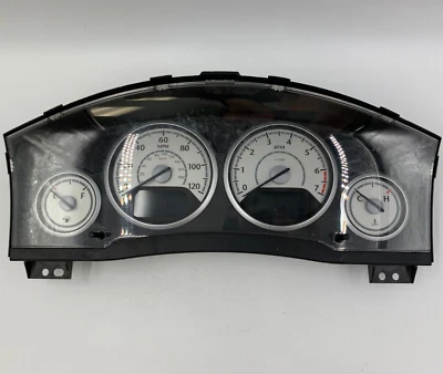 2015 Chrysler Town & Country Speedometer Cluster 131516 Miles OEM C04B34021 - Image 1 of 4