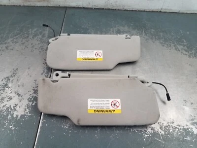 Grand Marquis/Corwn Vic Victoria 2003 parasoles dobles #4659 L3 Foto 1 de 4