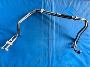 Land Rover Freelander 2.0 TD4 Diesel Air Conditioning Pipe (JUE000640) 2000-2006 - Picture 1 of 3