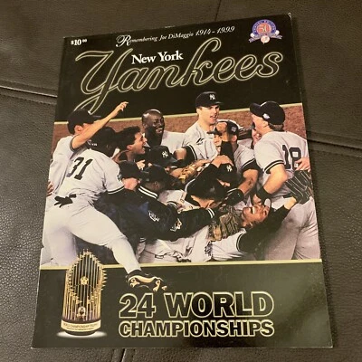 Anuario oficial del equipo de los Yankees de Nueva York 1999 ~ 24 campeonatos mundiales en portada Foto 1 de 4