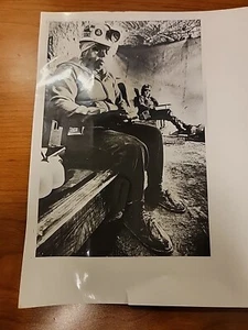 Vintage altes 1960er Jahre Foto von afroamerikanischen schwarzen Frauen in einem Kohlebergwerk 8 x 10 - Bild 1 von 7